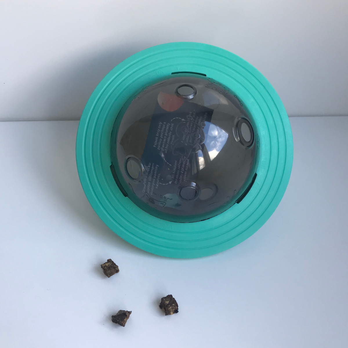 Interaktivní hračka pro psy - pamlskovník Planetka - Obrázek 3